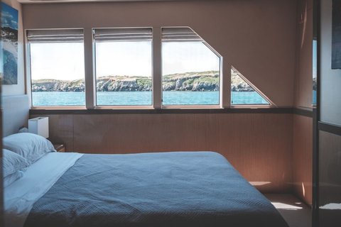 What actually fits in a liveaboard cabin